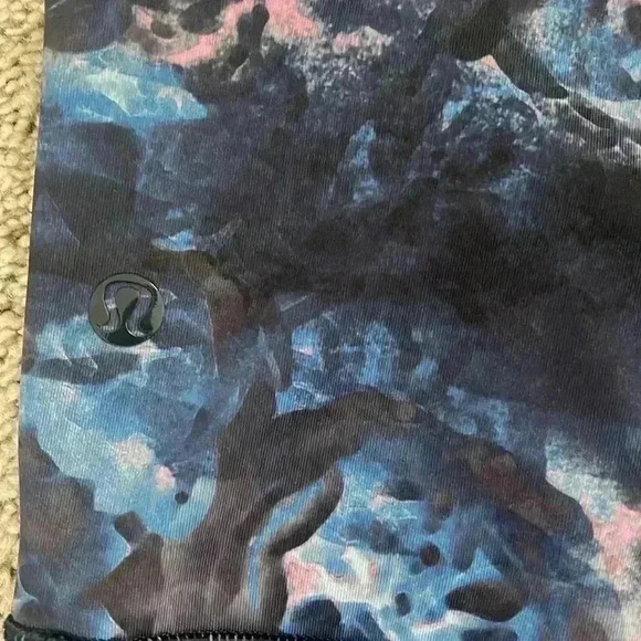 Lululemon Mid Rise If You’re Lucky Leggings Size 4 - Picture 5 of 6